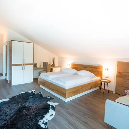 Stefanies-cafe-pension-kultur Πανσιόν